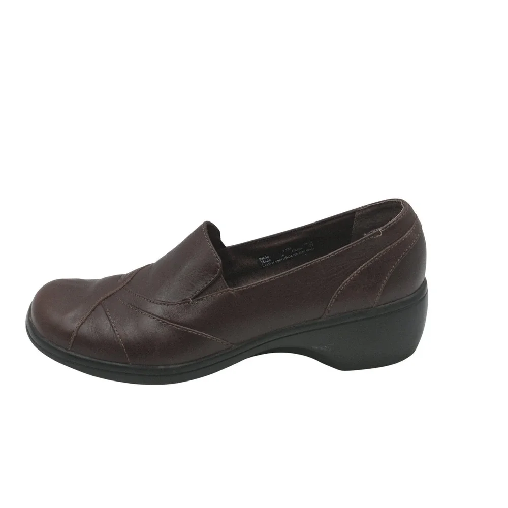 Clarks Shoes Womens Size 7.5M Brown Leather Slip On Wedge Comfort‎ Loafers